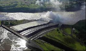 Brasil requerirá de otras tres represas Itaipú para 2021