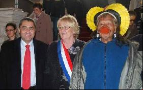 Le recteur de l'Académie de Poitiers rencontre le Cacique Raoni