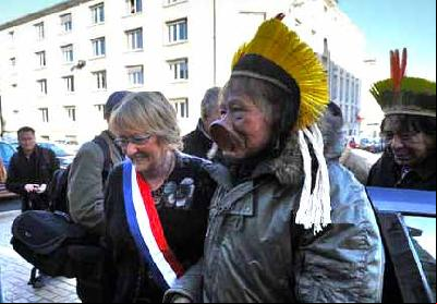 Environnement : Niort soutient la cause du chef Raoni