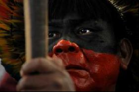 Des manifestants occupent le chantier de Belo Monte et demandent le respect de la Convention 169 de l'OIT